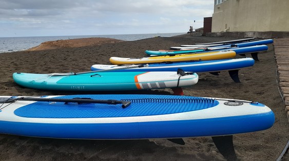 Surfing SUP El Medano